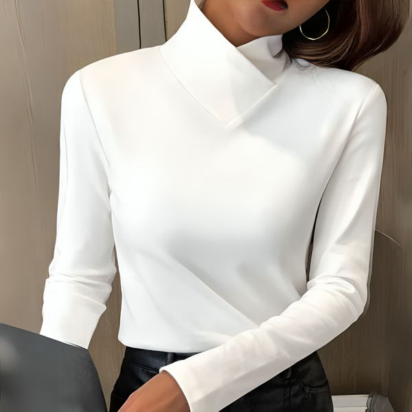 Mary | Elegant Turtleneck