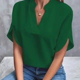 Annemie | Stylish V-Neck Flowing Blouse