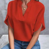 Annemie | Stylish V-Neck Flowing Blouse